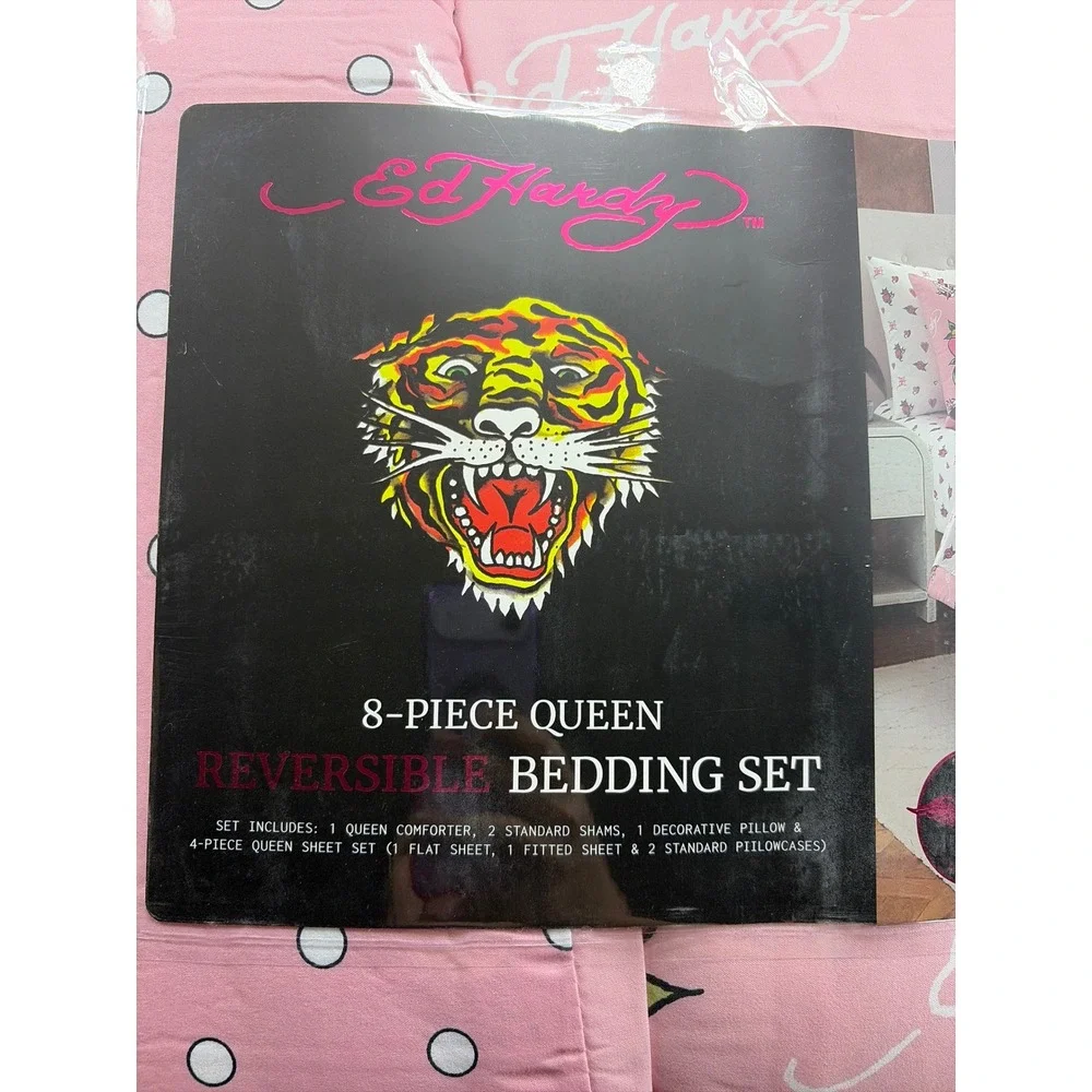 Sold‎ Hardy Pink Tattoo Skull Heart 8 Piece Reversible Queen Bedding Comforter